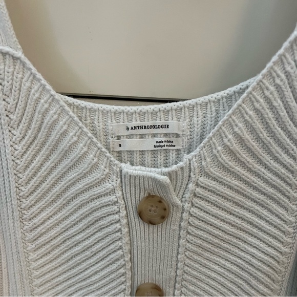 Anthropologie Ribbed Button Front Flutter Sleeve Knit Sweater Tank in Ivory - Picture 4 of 5